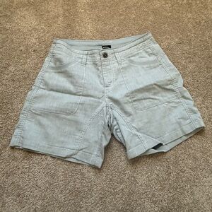 Kuhl Light Sage Green Women's Casual Shorts
